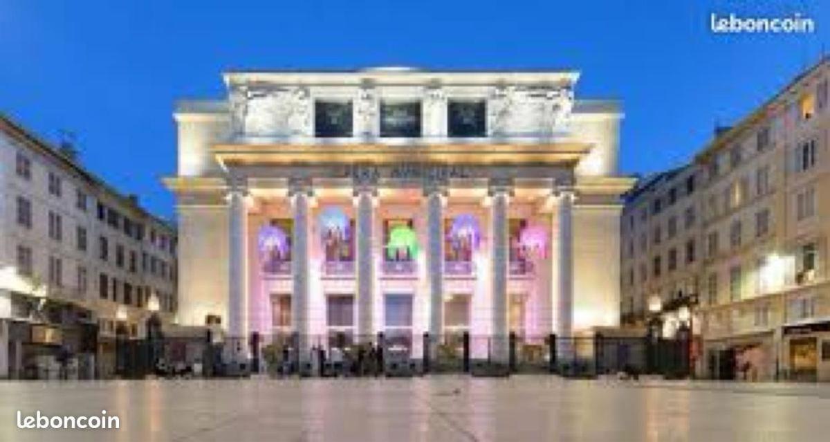 Studio 300 Vieux Port Opera Marsilia Exterior foto